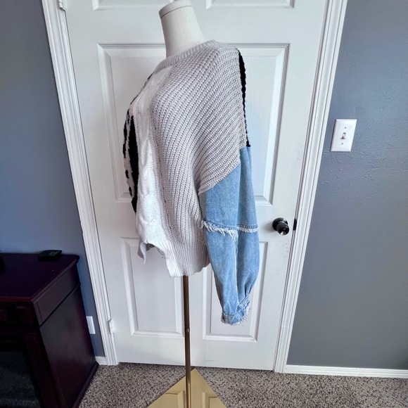 BiBi Mixed Media Patchwork Leopard Knit Sweater Denim Sleeves Asymmetrical Hem S - Picture 3 of 11